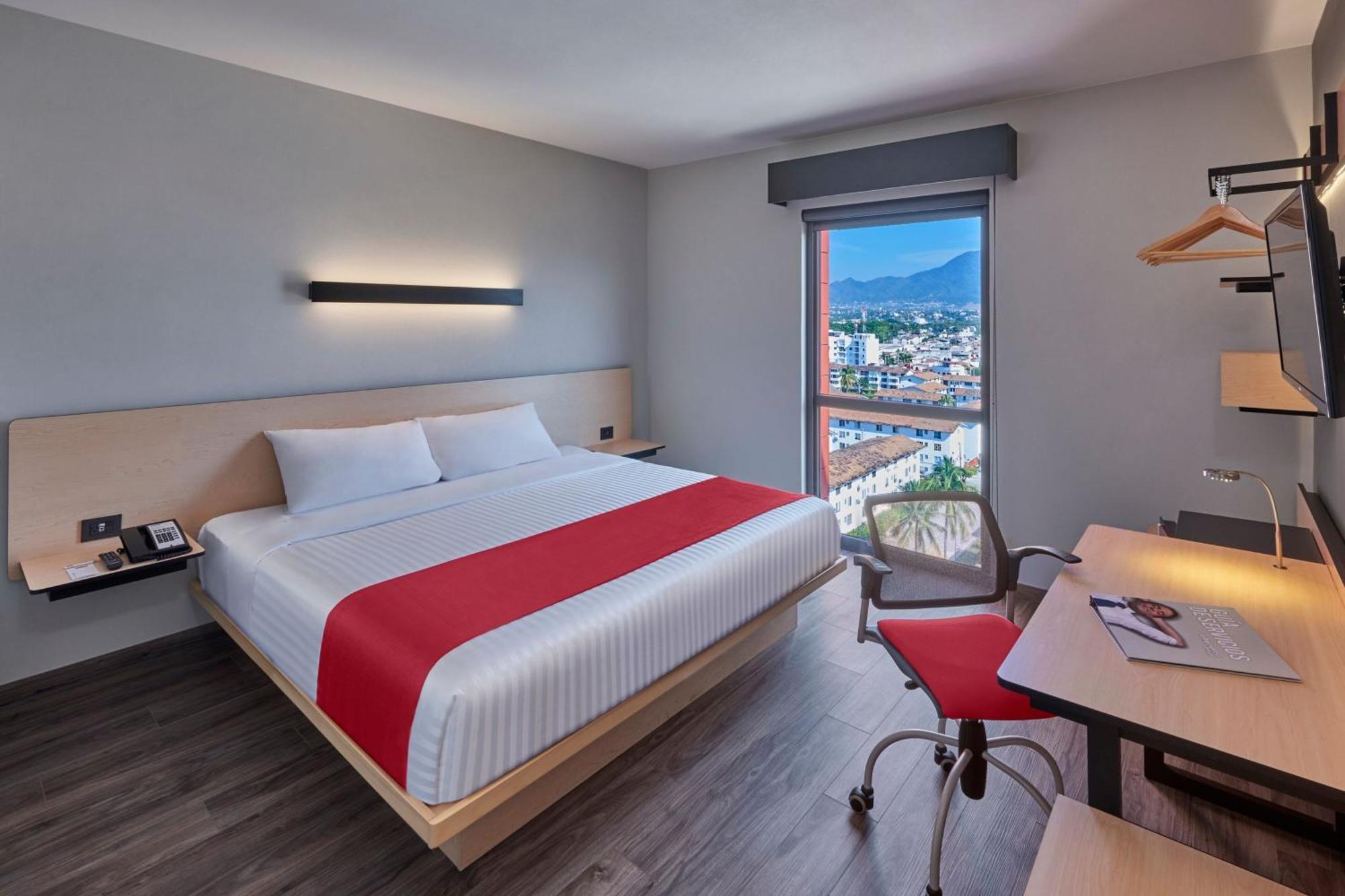 City Express Plus By Marriott Puerto Vallarta Exterior photo