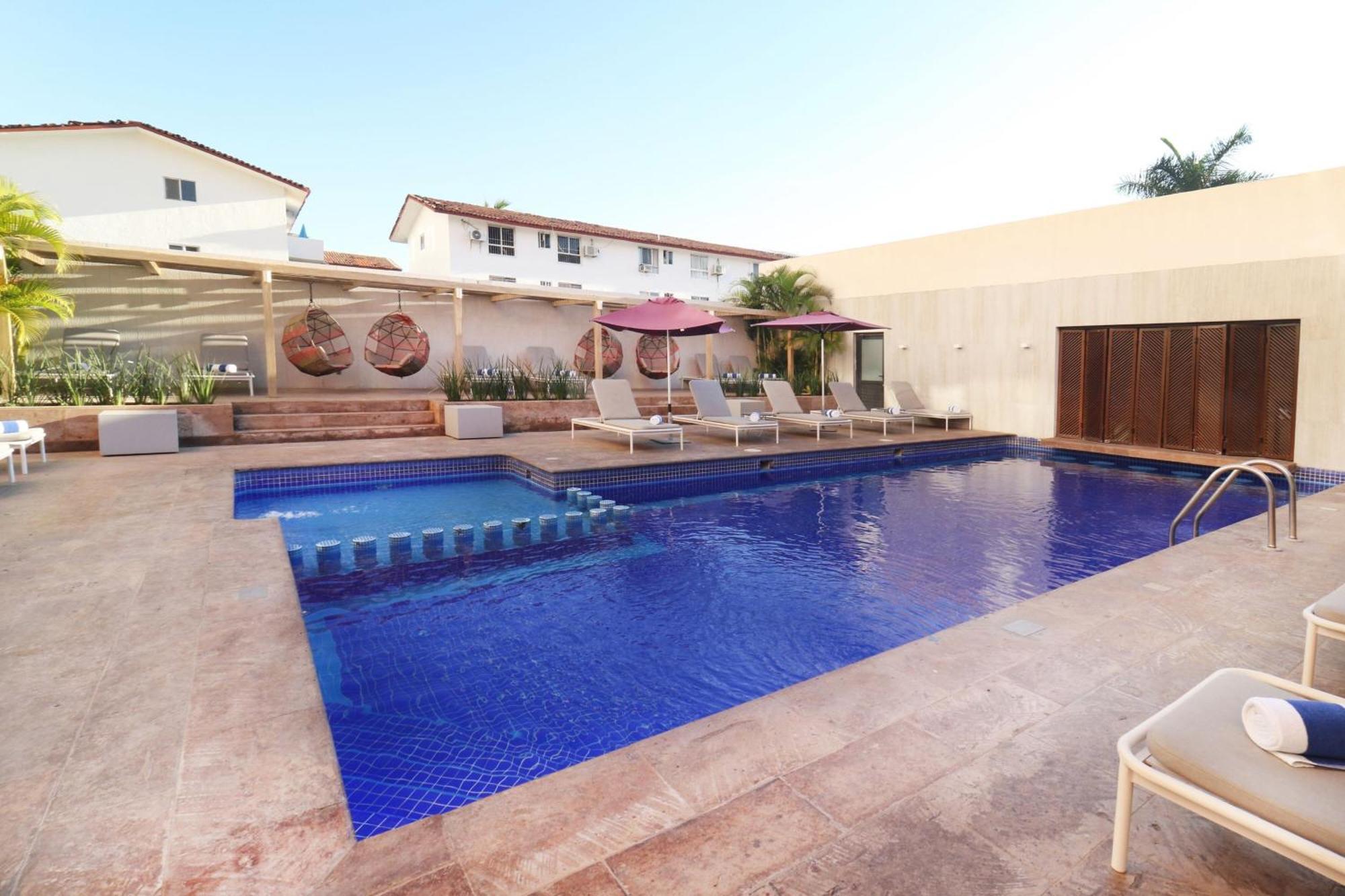 City Express Plus By Marriott Puerto Vallarta Exterior photo